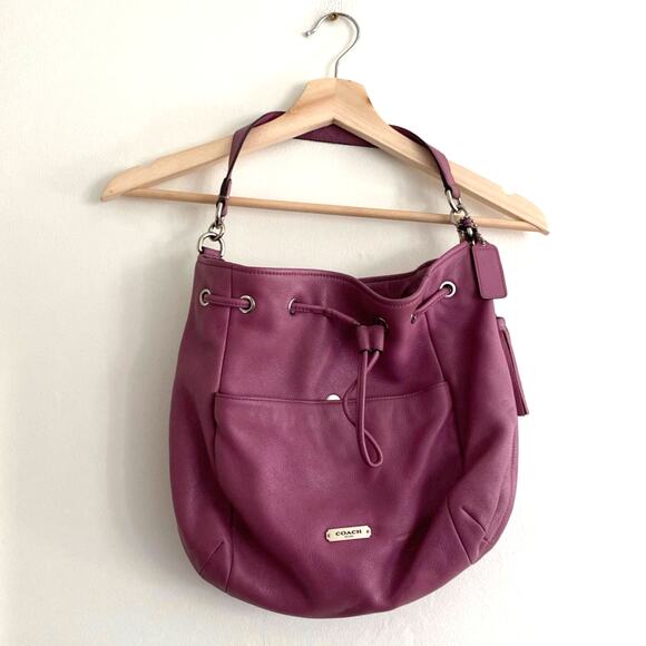 COACH Avery Leather Drawstring Bucket Bag in Rose Purple F27003 - Picture 1 of 10